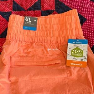 Women’s Columbia Coral Orange Omni-Shield Jogger Pants. size XL